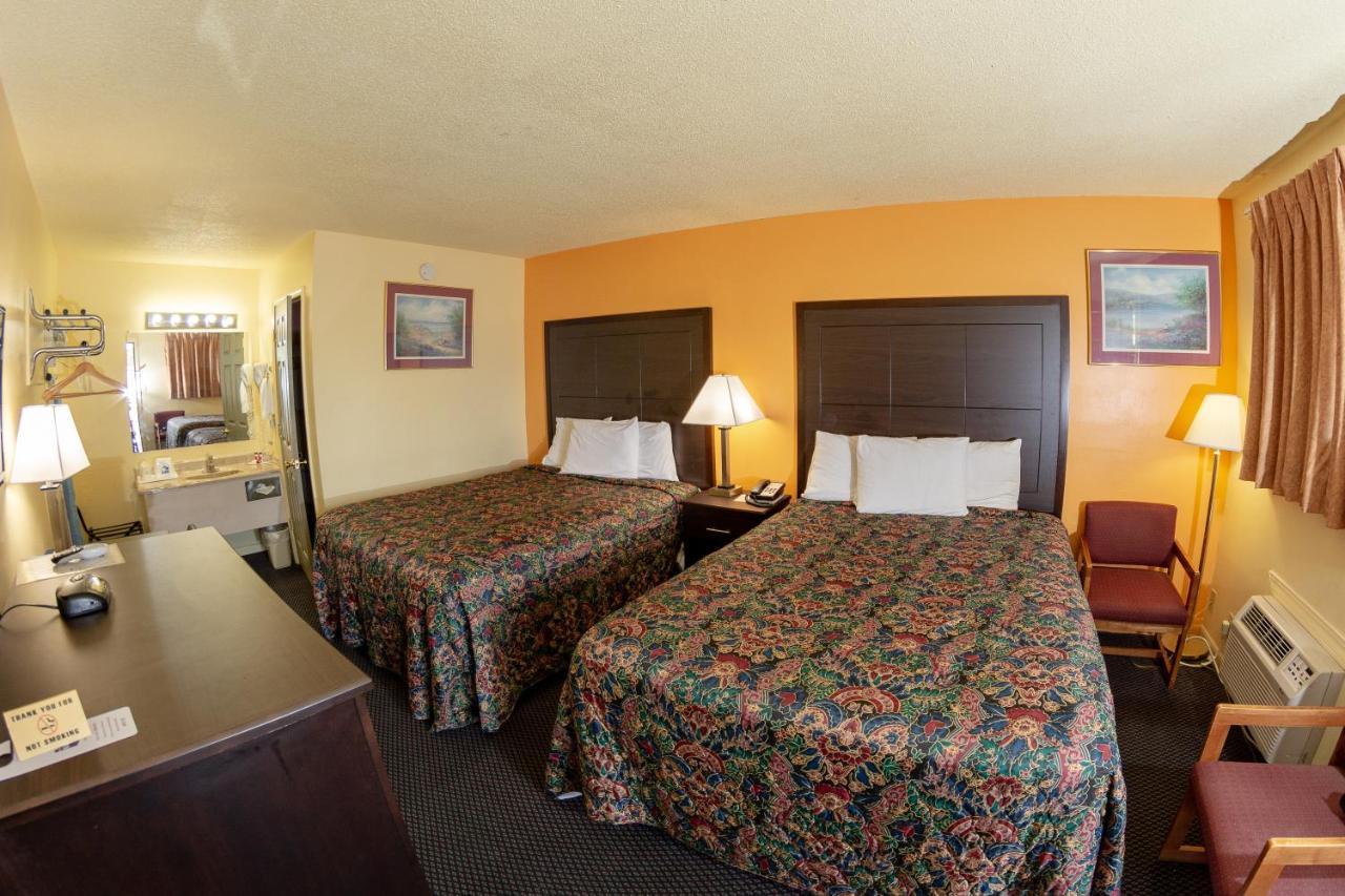 Knights Inn - Chanute Extérieur photo